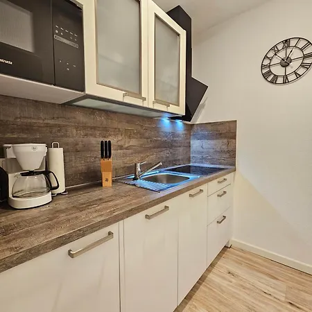 Buten Un Binnen Δωμάτια σε οικογενειακή κατοικία