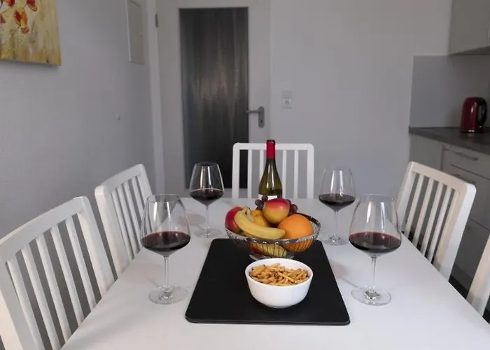 Buten Un Binnen Rum i privatbostad *